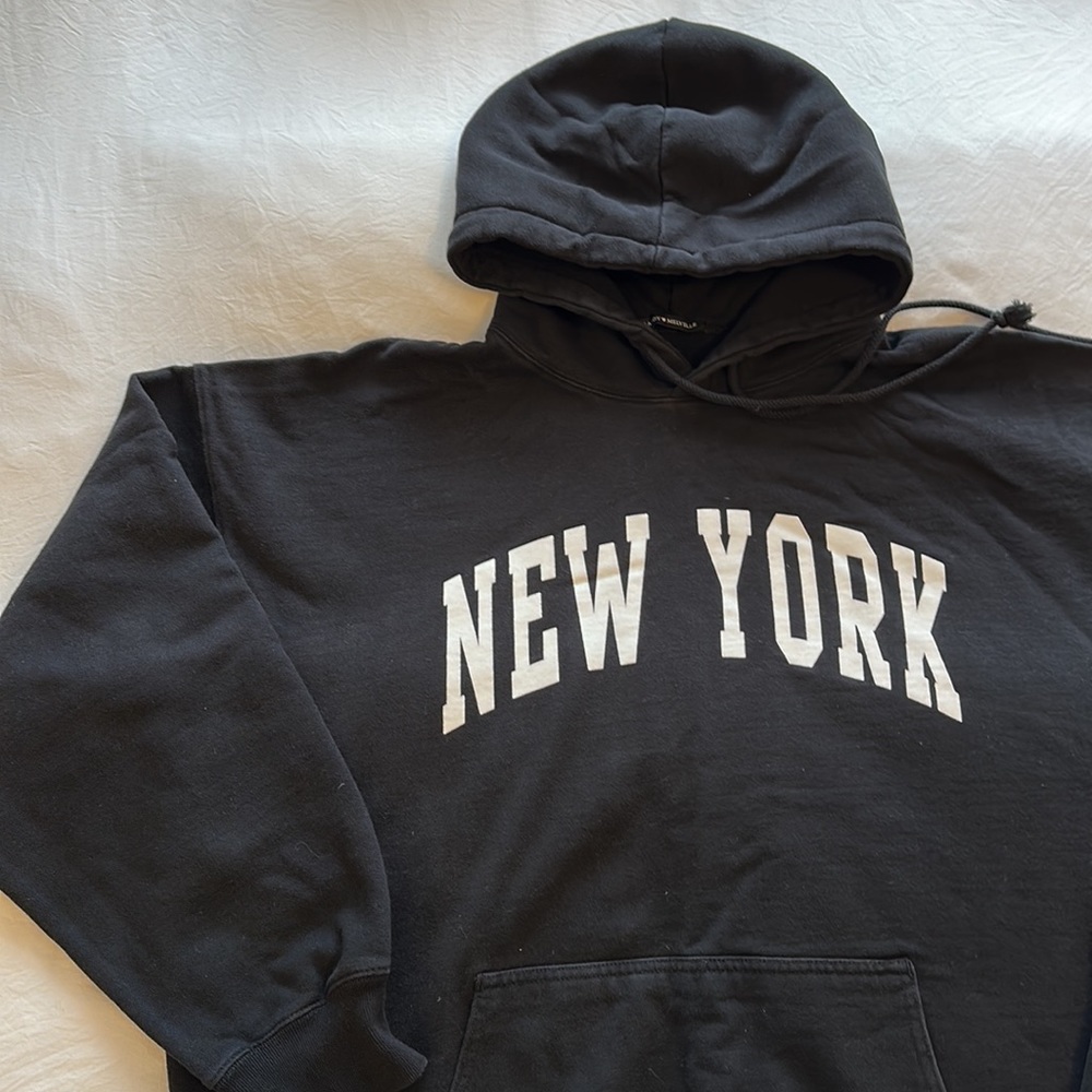 Brandy Melville Oversize New York Hoodie